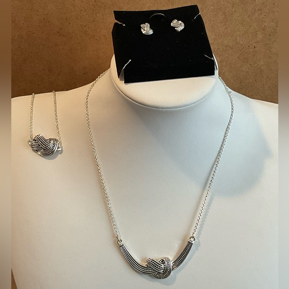 Avon Silver Tone Knot Helena Necklace Bracelet Earrings NIB